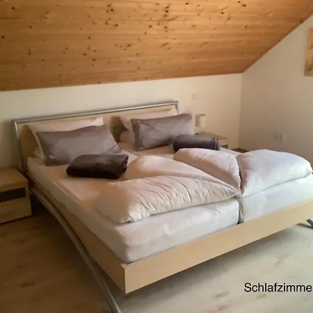 Wohlfuehloase Am Michelsberg Бад-Мюнстерайфель